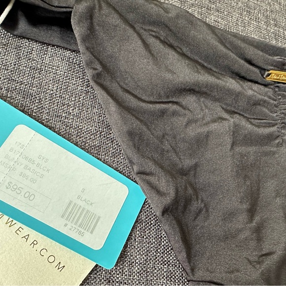 Beach Bunny NWT size small swim bottom - Picture 4 of 4